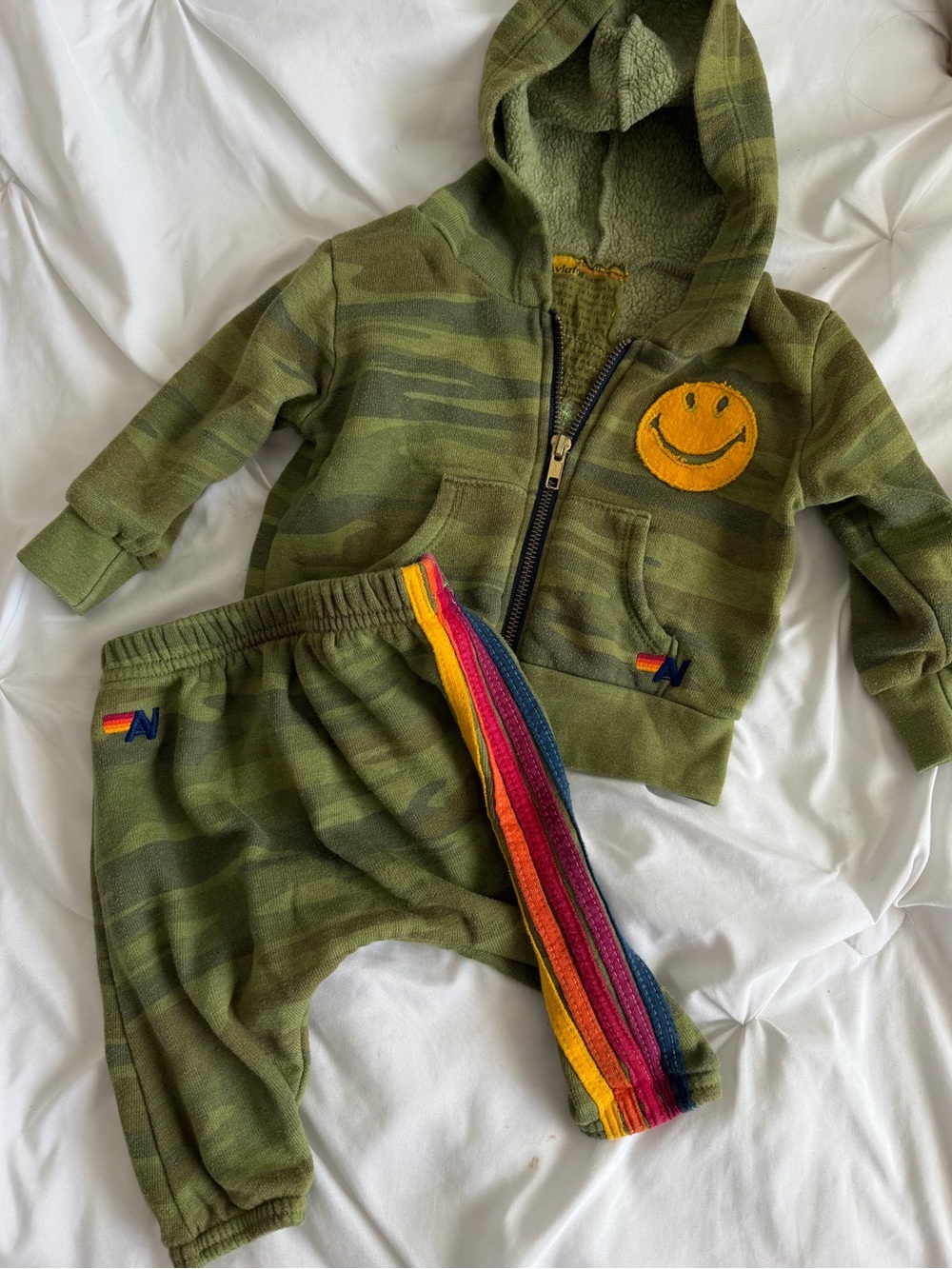 Aviator Nation Baby Matching 2 Piece Sweat Set Camo Print Smiley Rainbow 3-6M